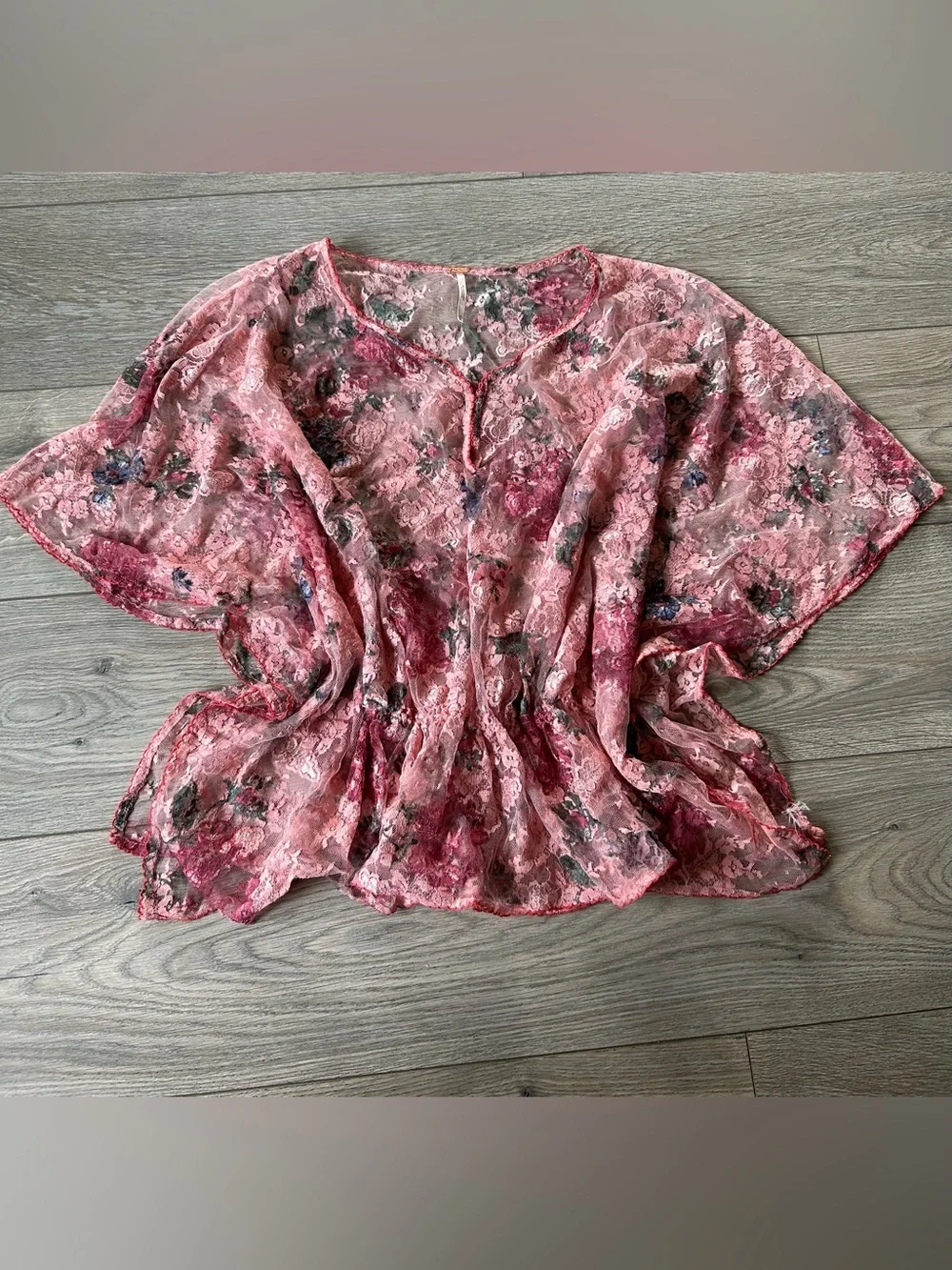 Free People Chrissy Pink Floral Lace Kimono Blouse/Top Size Medium